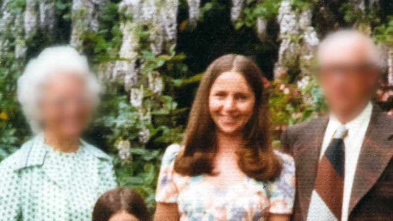 ELIZABETH: It was a Saturday night