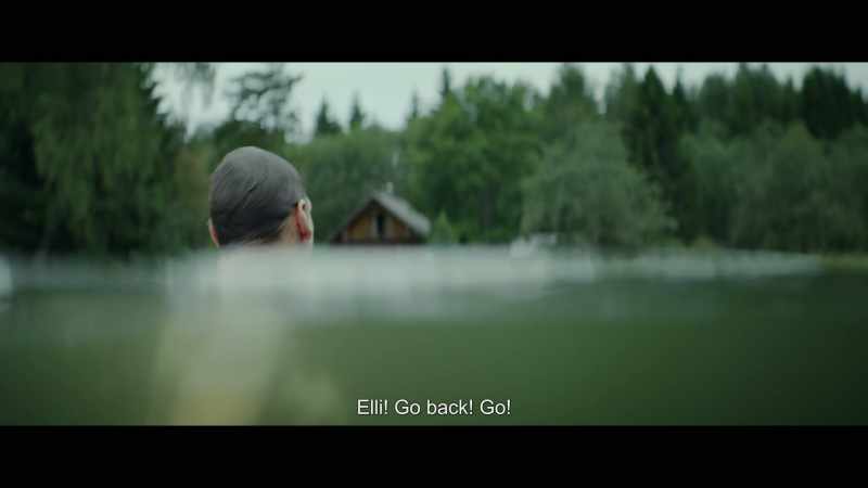 Elli! Go back! Go!