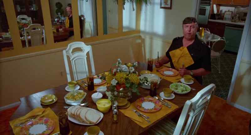 Elmer, dinner's served