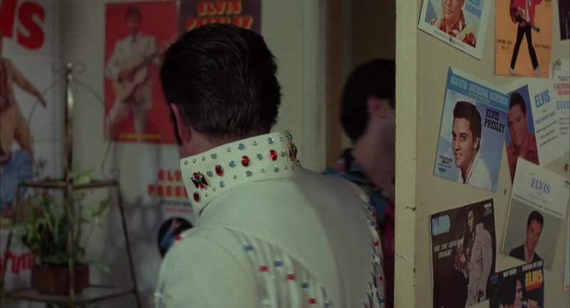 Elvis wouldn't do what you're doing And I knew him