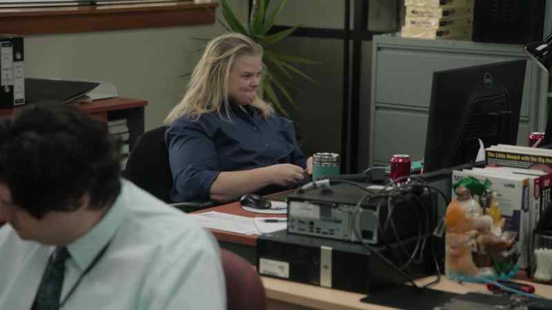 [email notification pings]