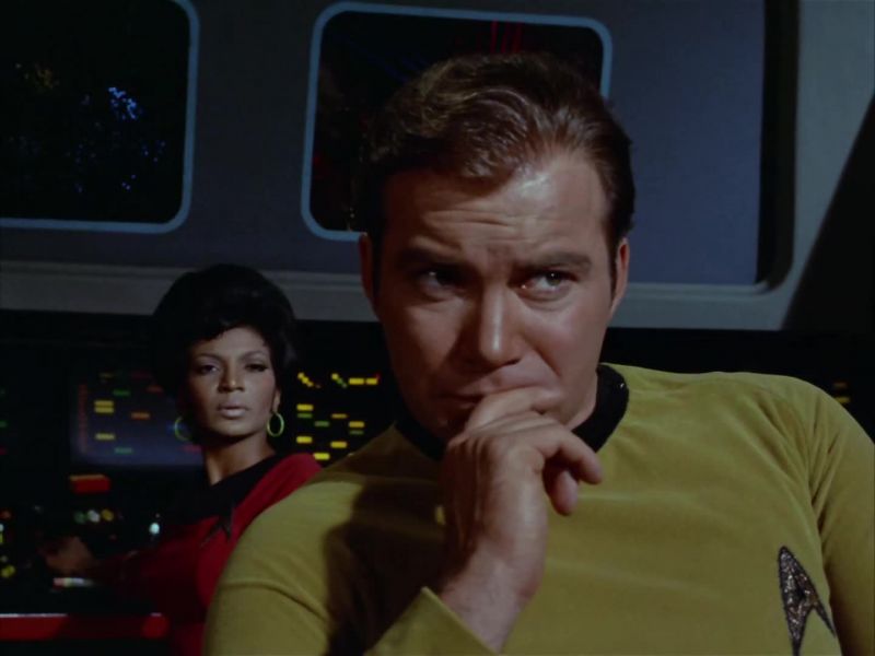 Enemy vessel closing with us. - Main phasers firing