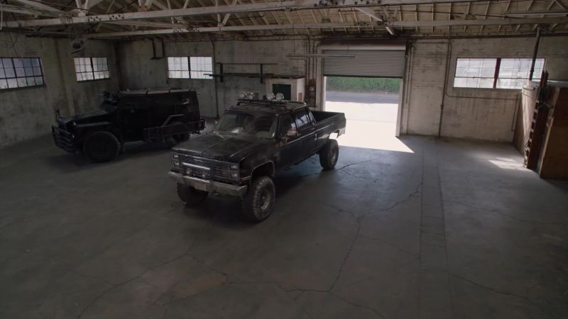 [engine rumbling]