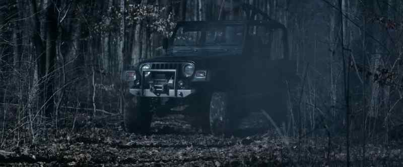 (engine rumbling)