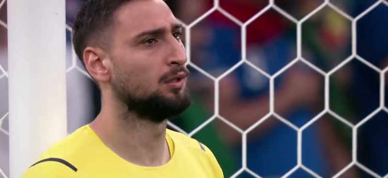 [England fans chanting]