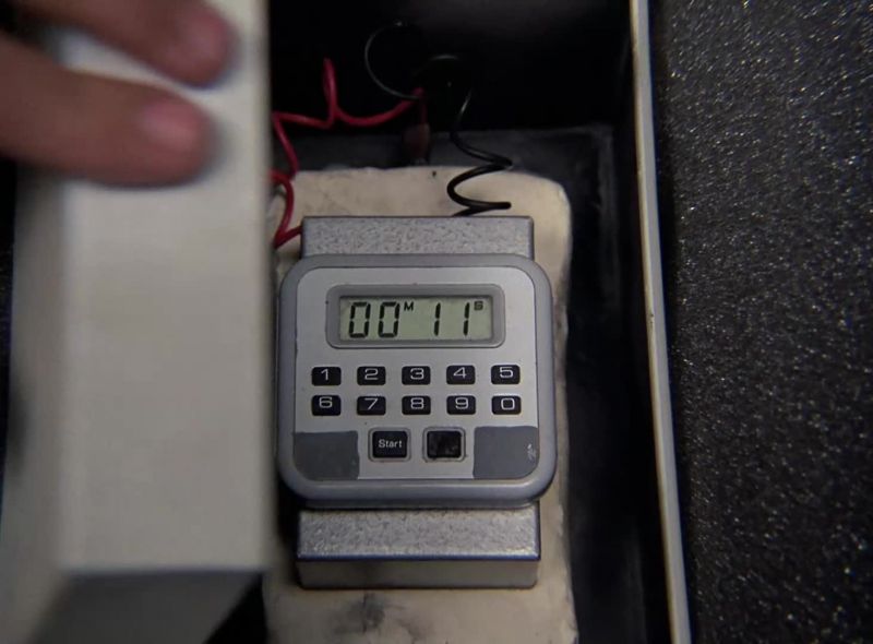 ENSIGN: It's a bomb. CAPTAIN: 10 seconds