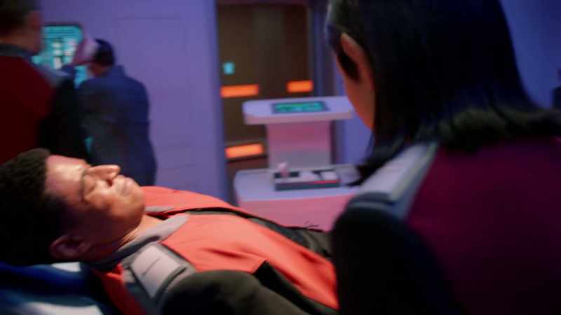 Ensign Parker, what happened? (grunts)