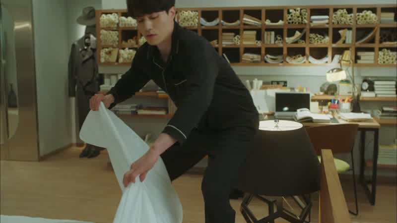 엄마 이 옷이 더 낫지?