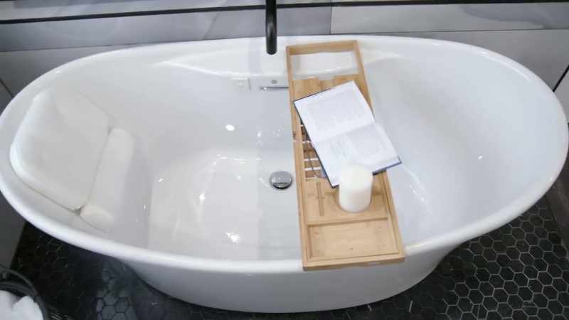 [Erin] Having this bathtub was so important to me