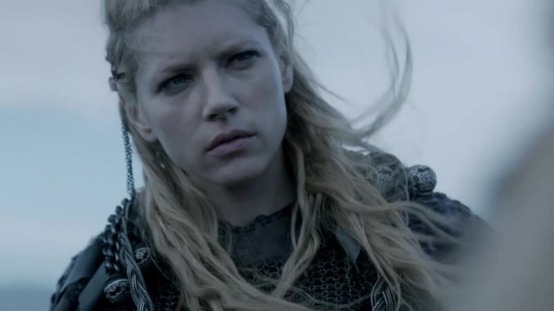 Erlendur: Land!