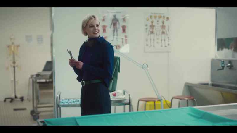 Erm, are these rib shears, Dr Parsons?
