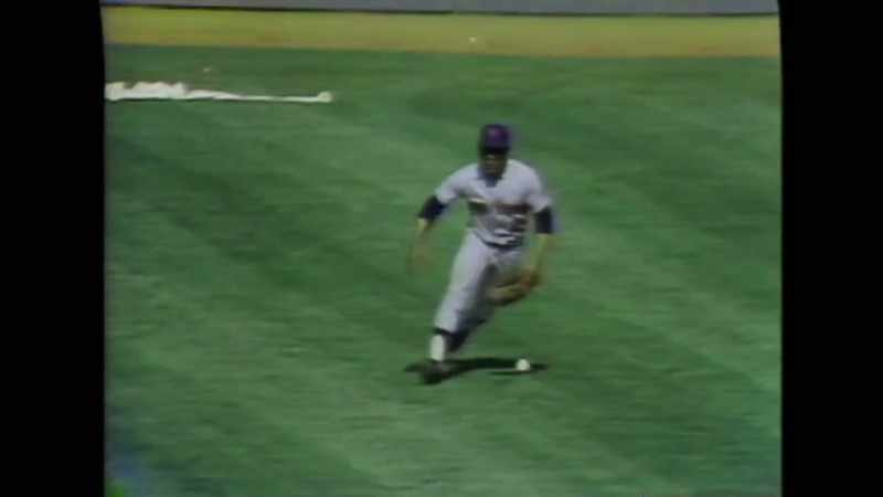 Esse Willie Mays tropeçava no jardim central
