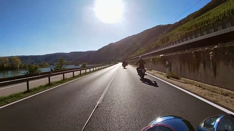 Esta é a divisão alemã do Dykes on Bikes