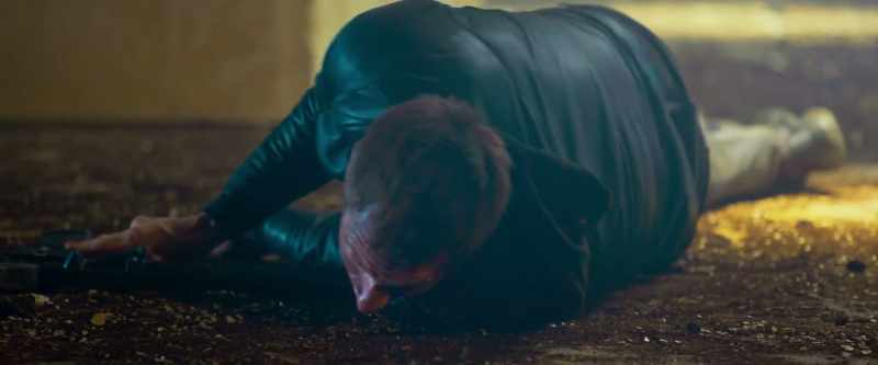 [Evan gasping] - [Kevin groaning]