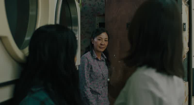 Hi EvelynMrs Wang Hey MomI only cook enough food for three peopleNow I have to cook more