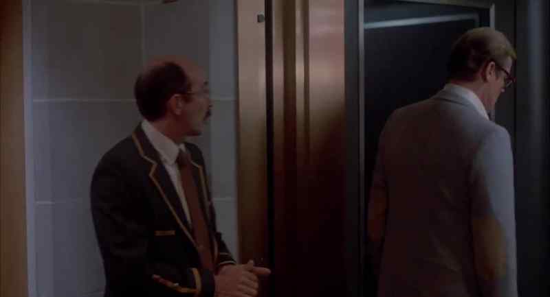 Evening, Eddie. - Good evening, Dr. Stevens
