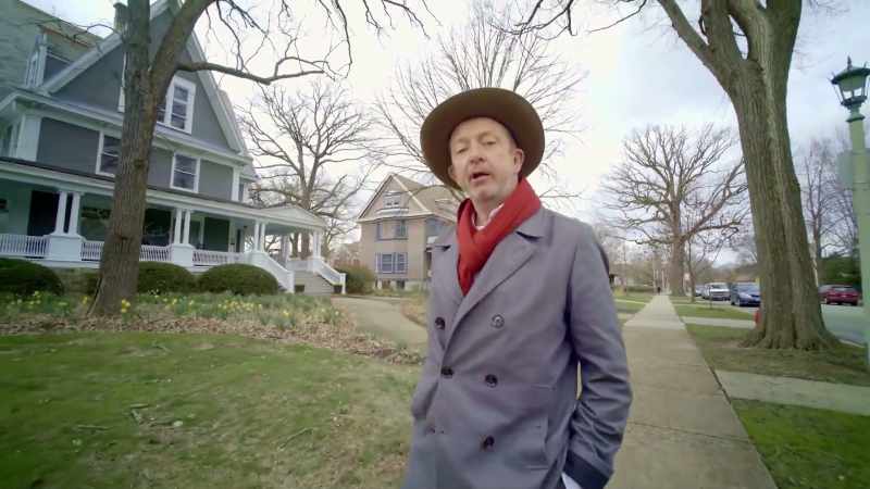 Every Sunday, Frank Lloyd Wright and his young family