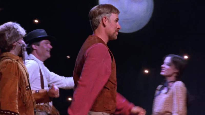 Everybody dance