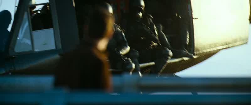 Everybody, get down!
