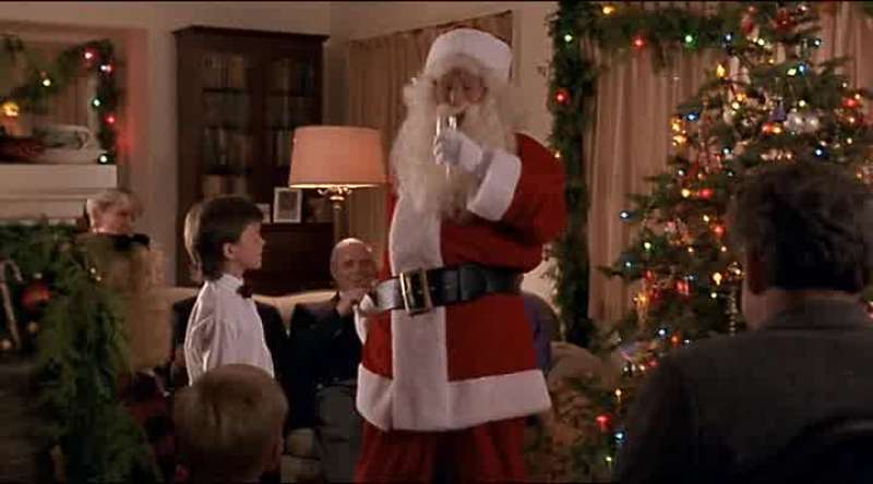 Everyone come on Santa doesn't drink champagne
