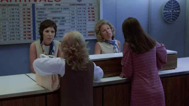 Excuse me? -Yes, sir. Just a minute, please