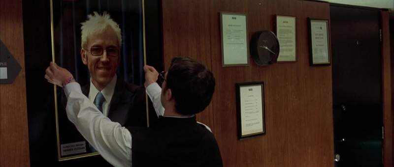 Excuse me Two Russians are staying here