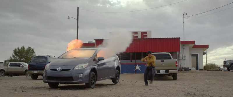 (explosion)