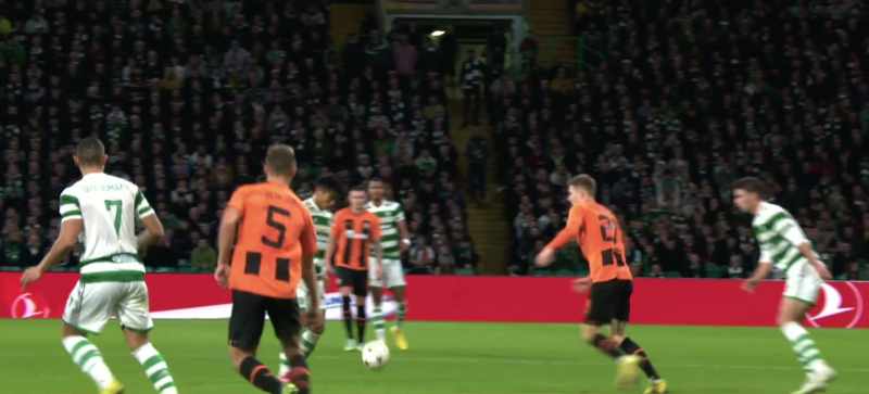 [fans chanting] Shakhtar! Shakhtar!