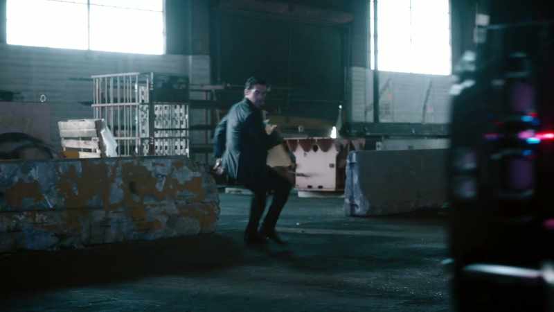 FBI! On the ground... now!