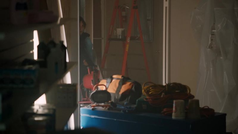 Federal agents! LANCE: We know you're in here