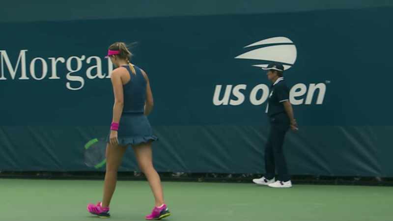[female commentator] What a pity