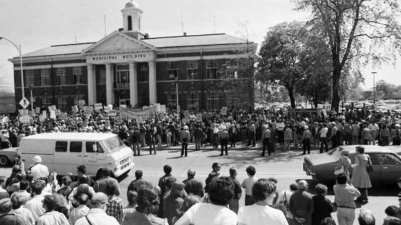Filmmaker: Officials and their supporters