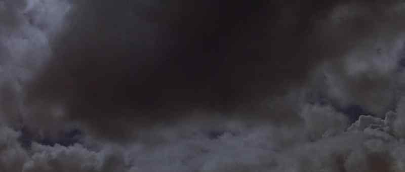 Fire and wind come from the sky