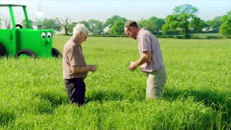 First, Farmer Tom and Les check the grass