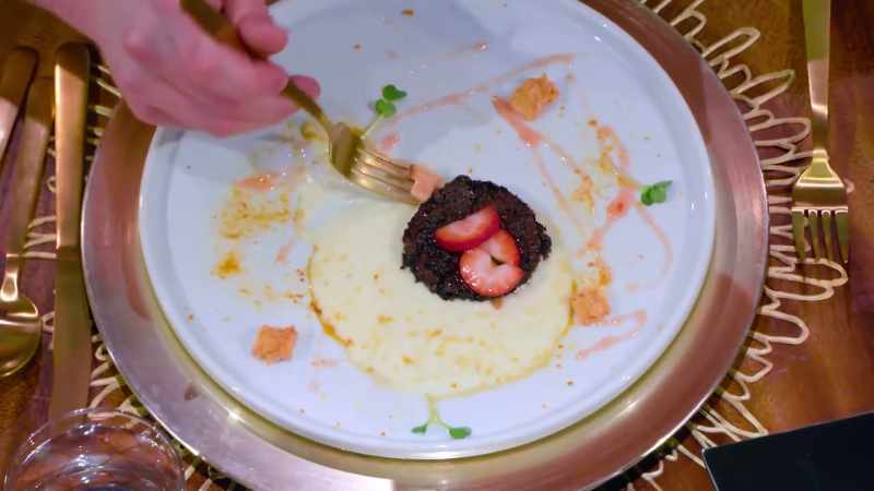 First glance, the plate-up is just not good