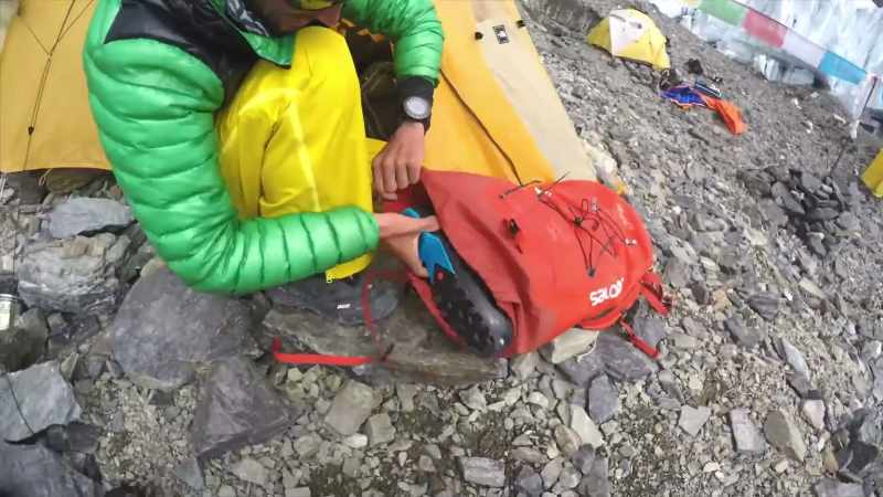 Five days, five summits. -That's it