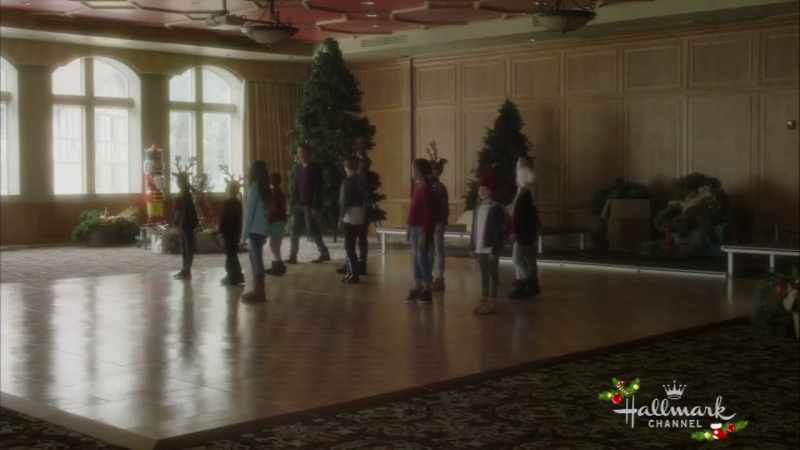 Five, six, seven, eight. Candy cane. Candy cane
