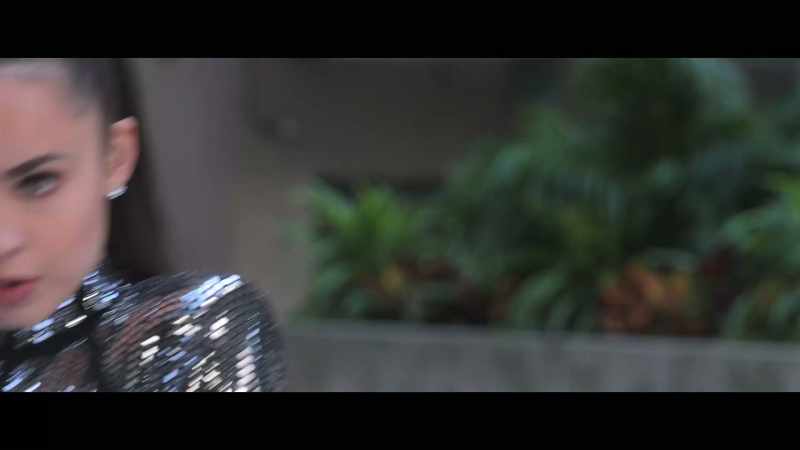 Five, six, seven, eight. - Nicole, I just need