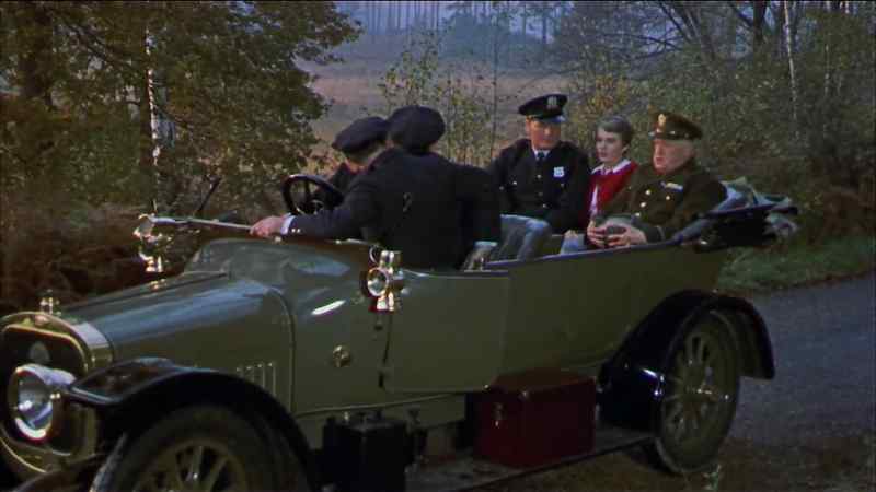 Fix the car, you idiot!