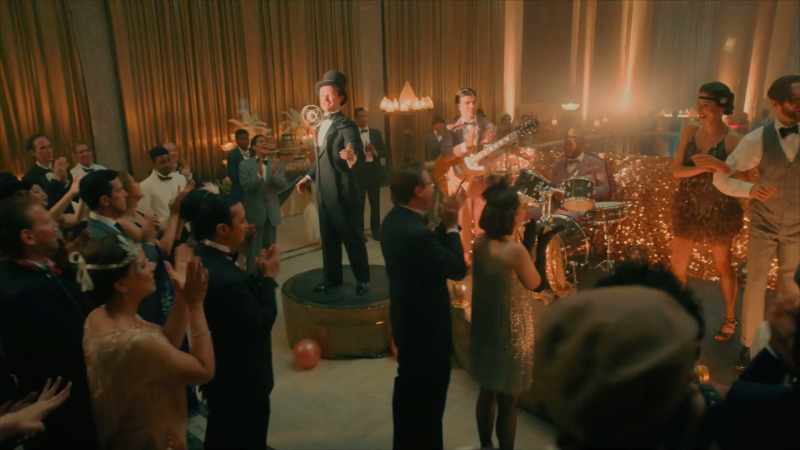 Flapper and dapper gents