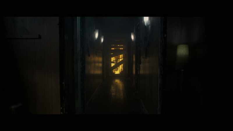 (flashlight clangs)