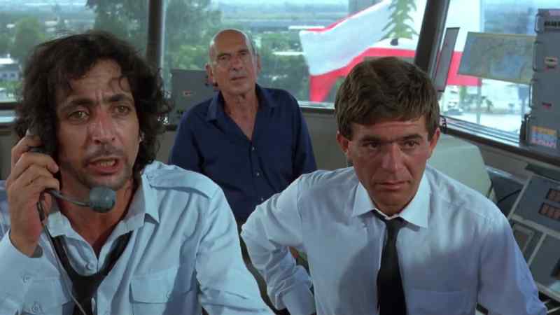 Flight 282? Flight 282, what are you doing?!