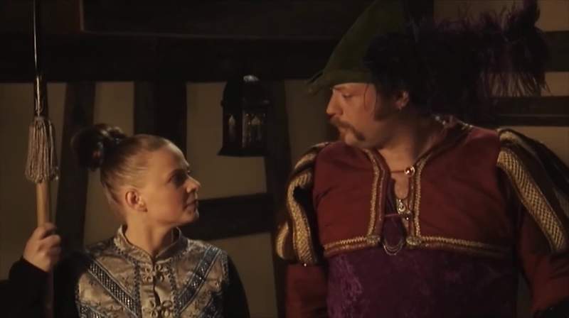 Flinn what did the barmaid say
