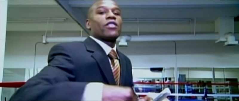 Floyd Mayweather a devenit cel mai bogat boxer