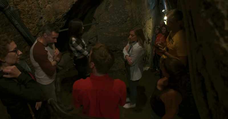 Folks, welcome to Secret Caverns