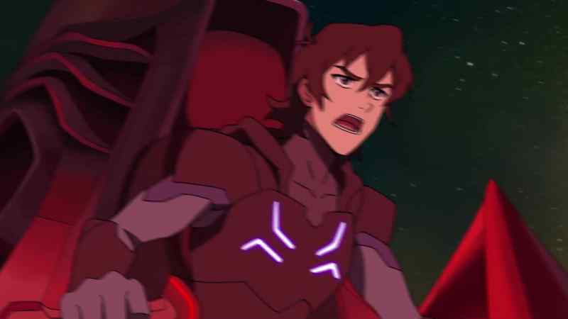 Follow my lead! We've got to break through that shield!