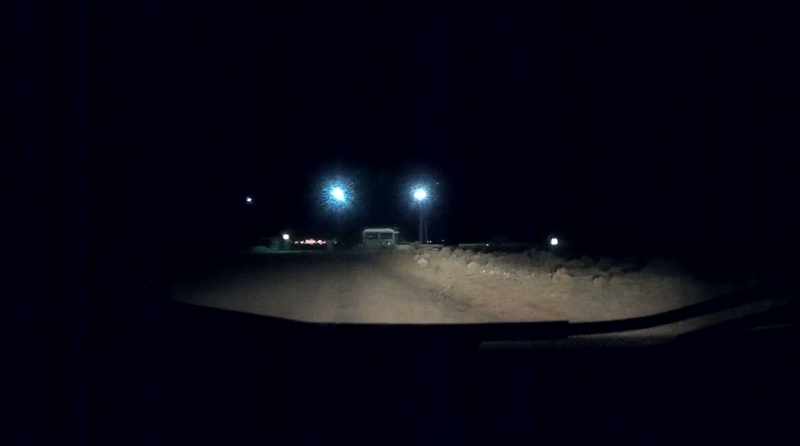 �� Follow the dirt road ♪♪