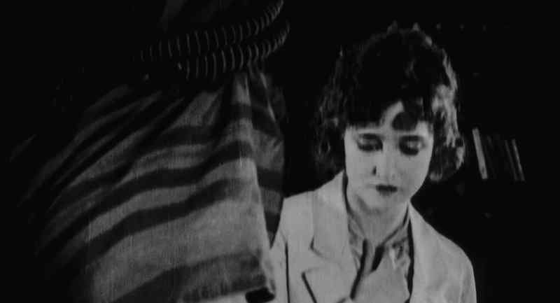 For now, for the first time, the heroine did know