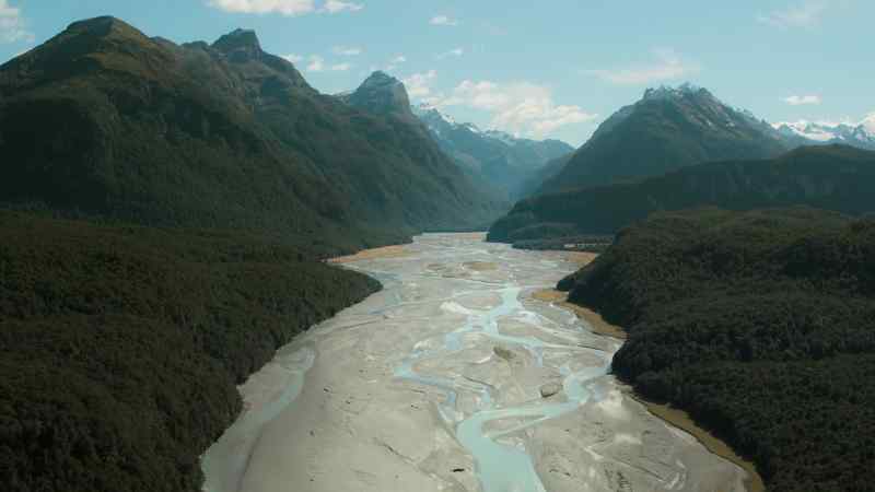 For Ornithomimus, these river islands will provide sanctuary