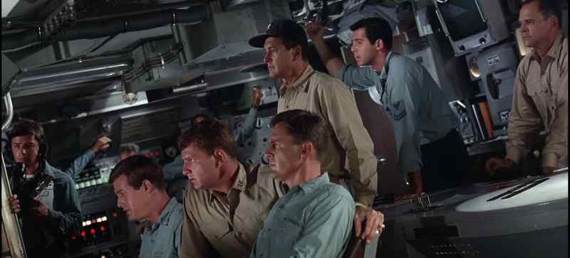 Forward room. Outer door closed. Bulkhead secure. Room 910 flooded